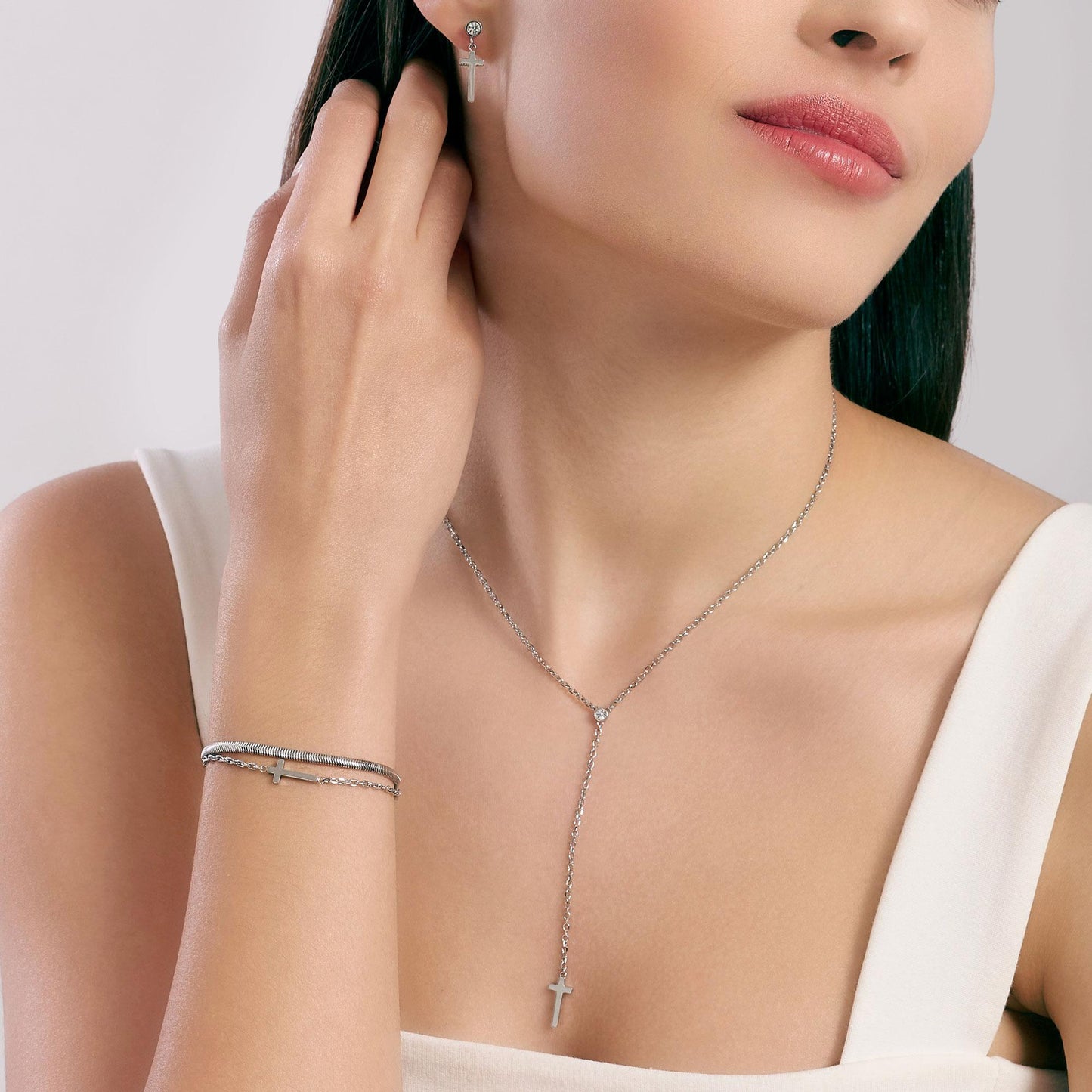 Collana Kidult Style donna Modello Y con croce e cristallo