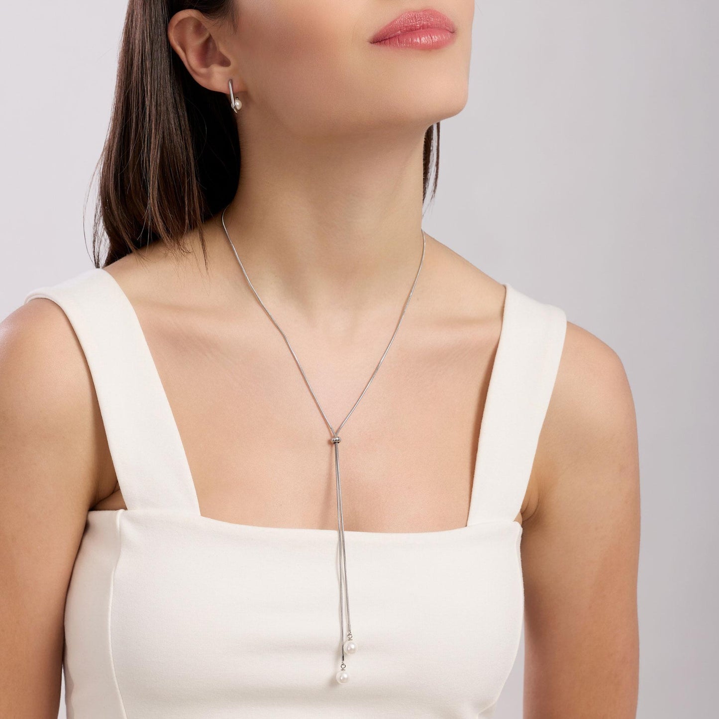 Orecchini Kidult Style donna Ovale con perla conchiglia