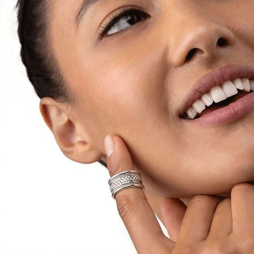 Anello Vestopazzo donna Fascia con grumetta centrale