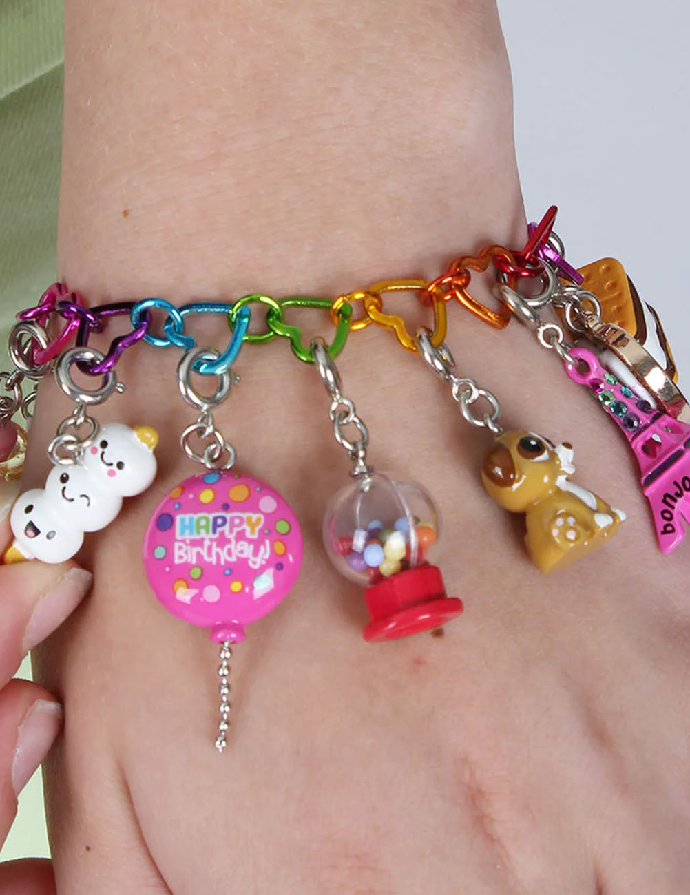 Bracciale CharmIT! a maglie a cuore arcobaleno