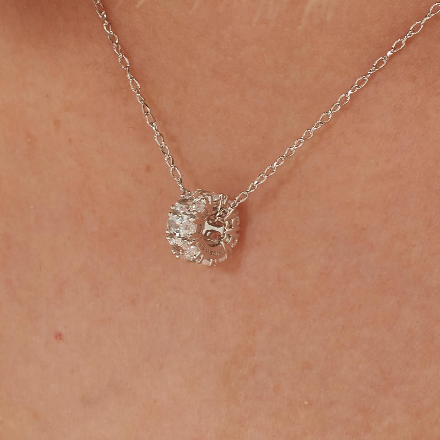 Charm argento Fancy infinity white