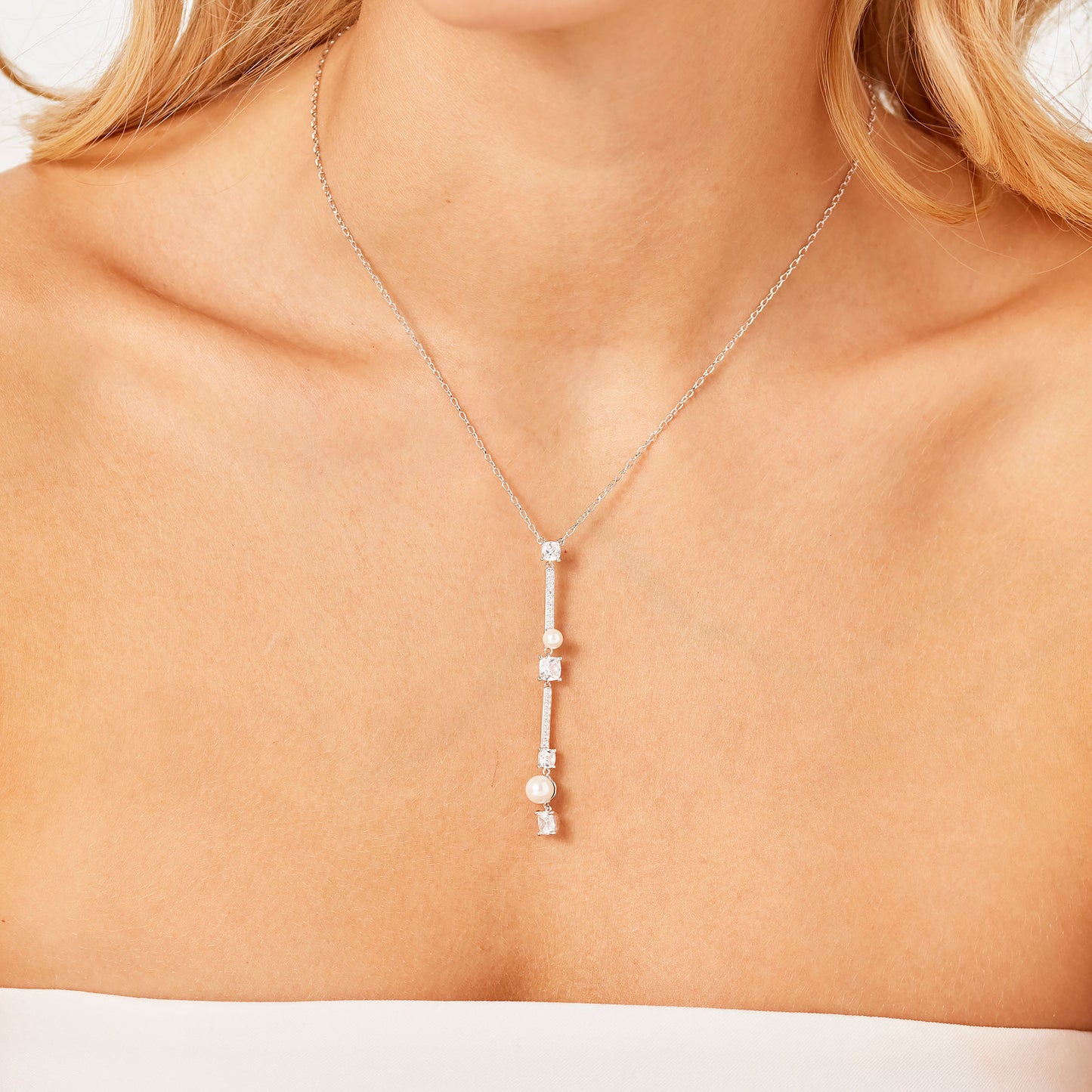 Collana Brosway Fancy Infinite white Y Zirconi e perle conchiglia