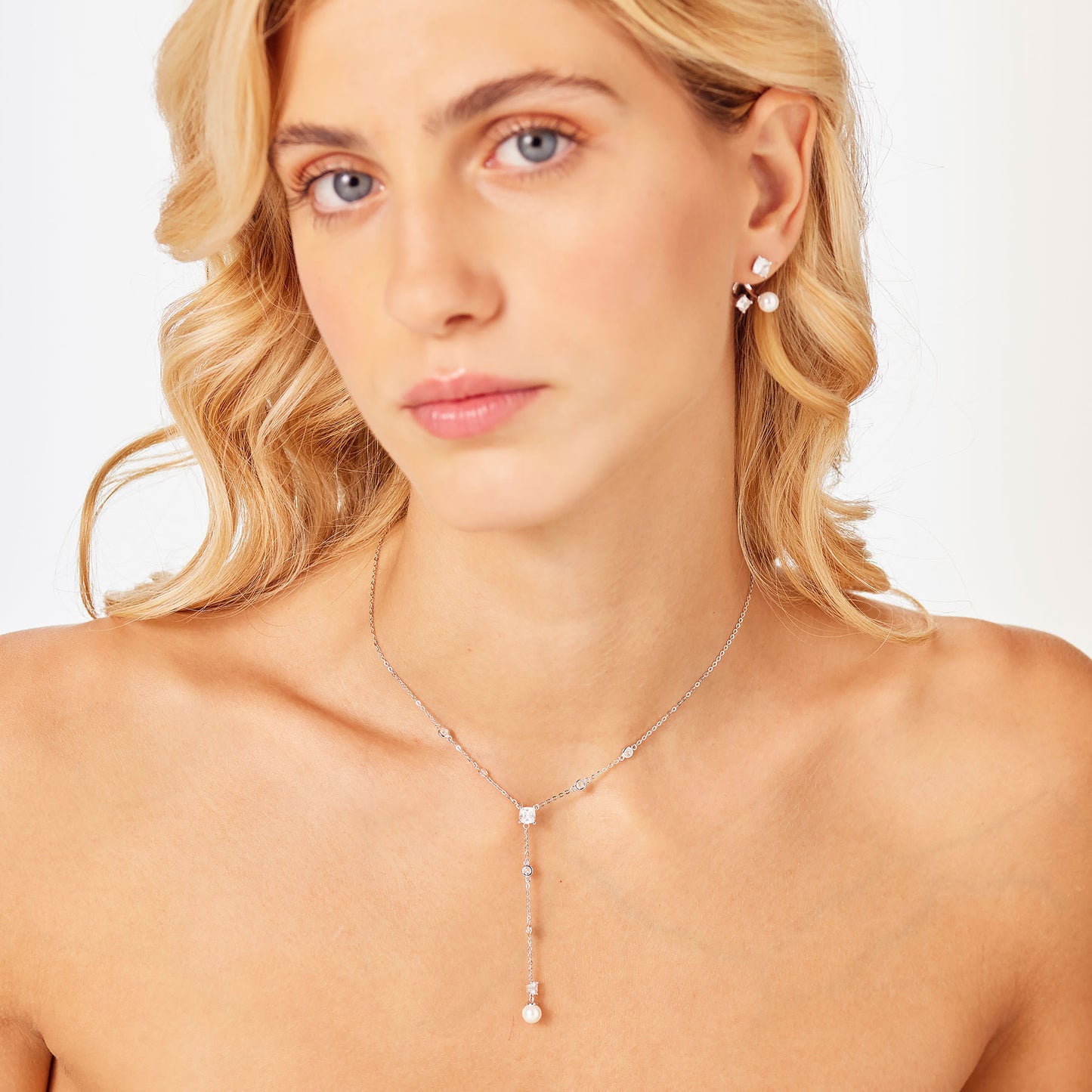 Collana Brosway Fancy Infinite white Y Zirconi e perla conchiglia finale