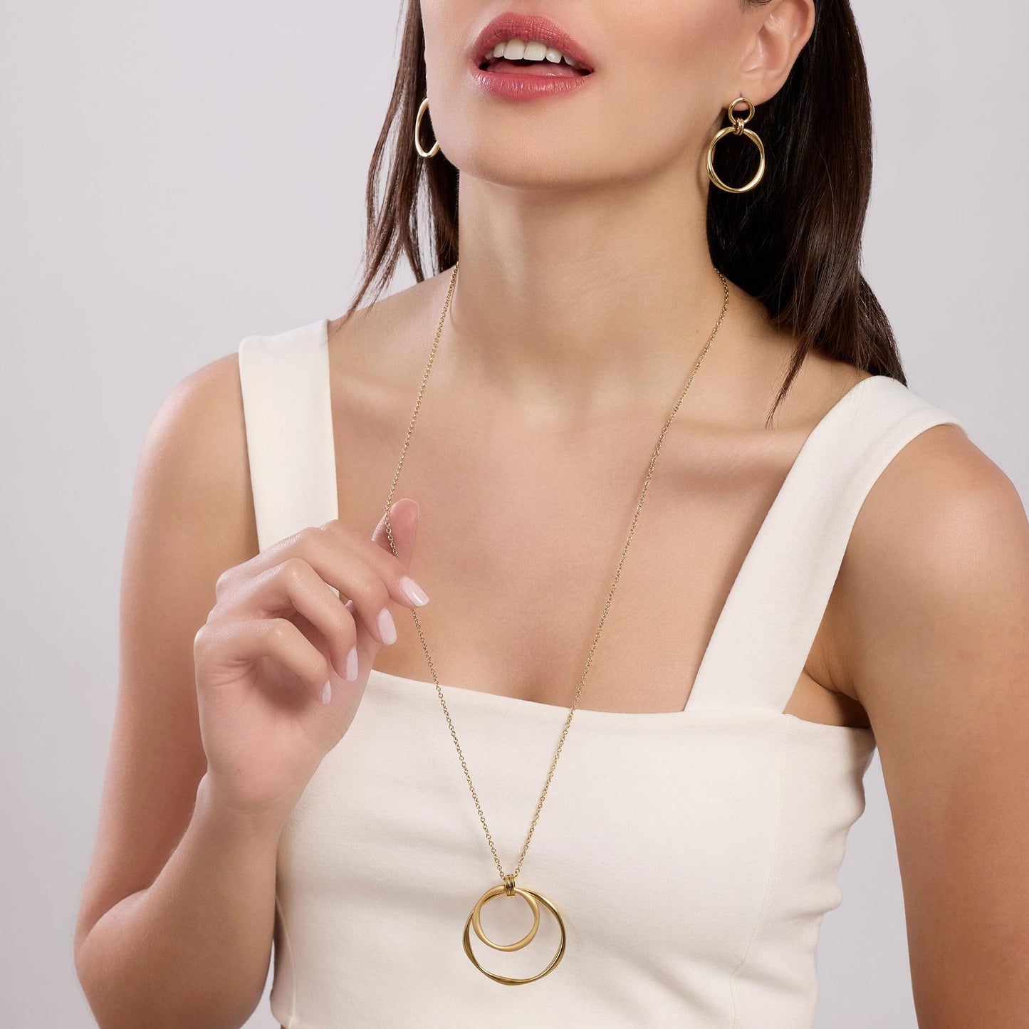 Orecchini Kidult Style donna con pendenti circolari