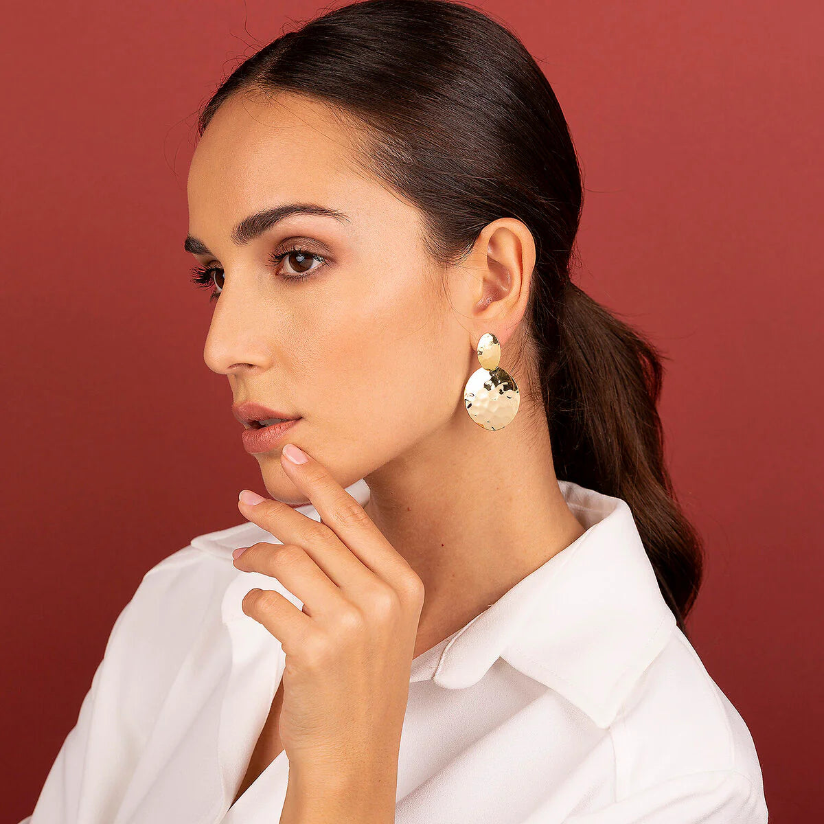 Orecchini donna Etrusca Pendenti con Cerchio Piatto Martellato