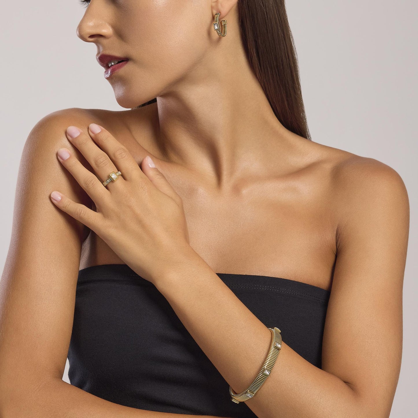 Orecchini Kidult donna tubogas con cristalli gold