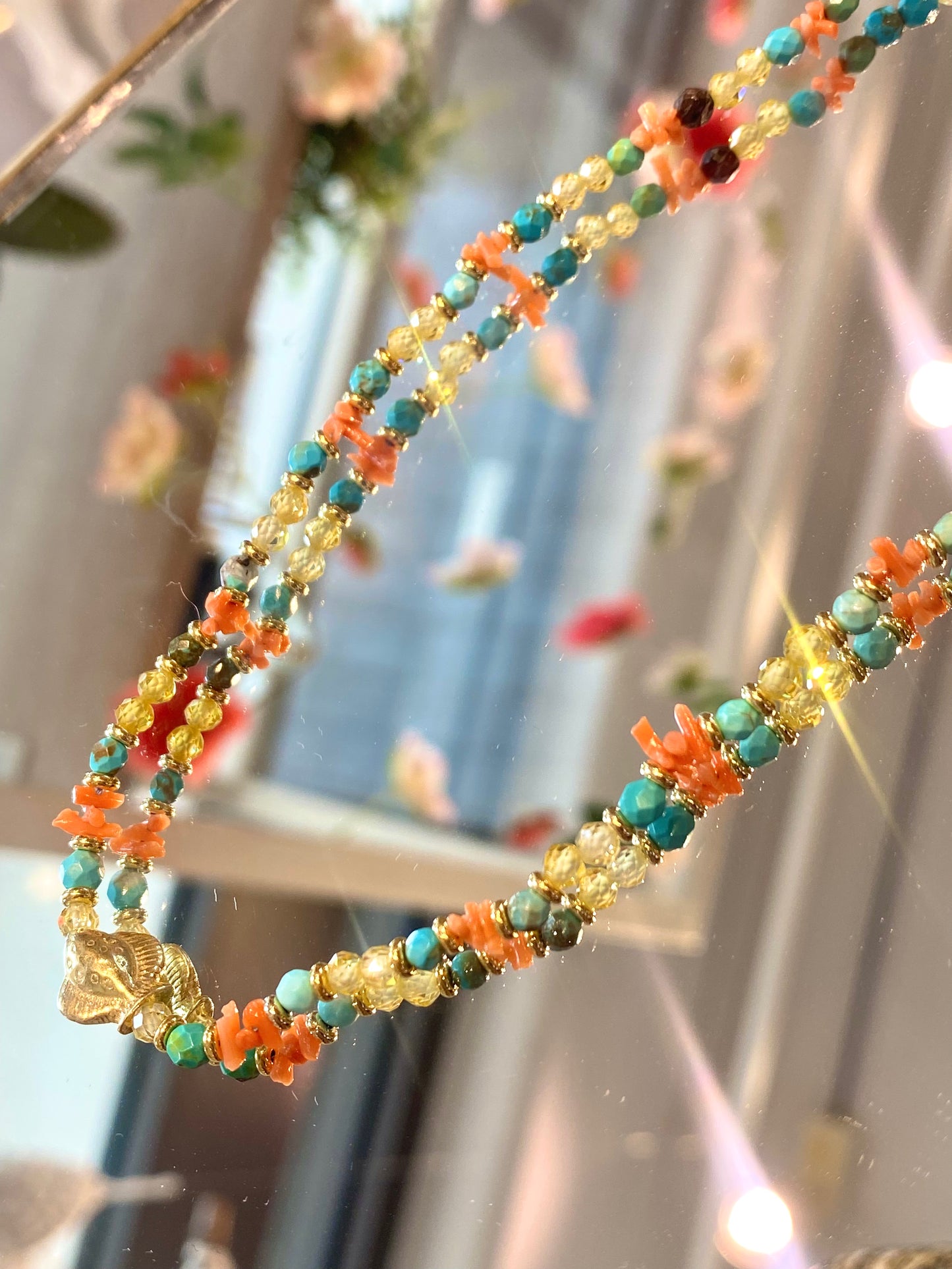 Collana Nivy donna corallini e pesciolino