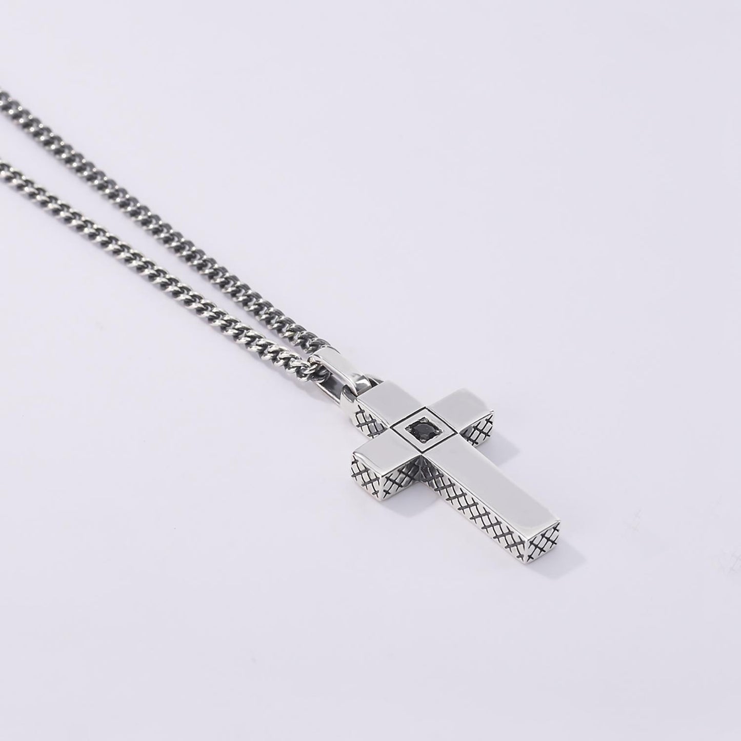 Collana Mabina uomo croce con pietra nera