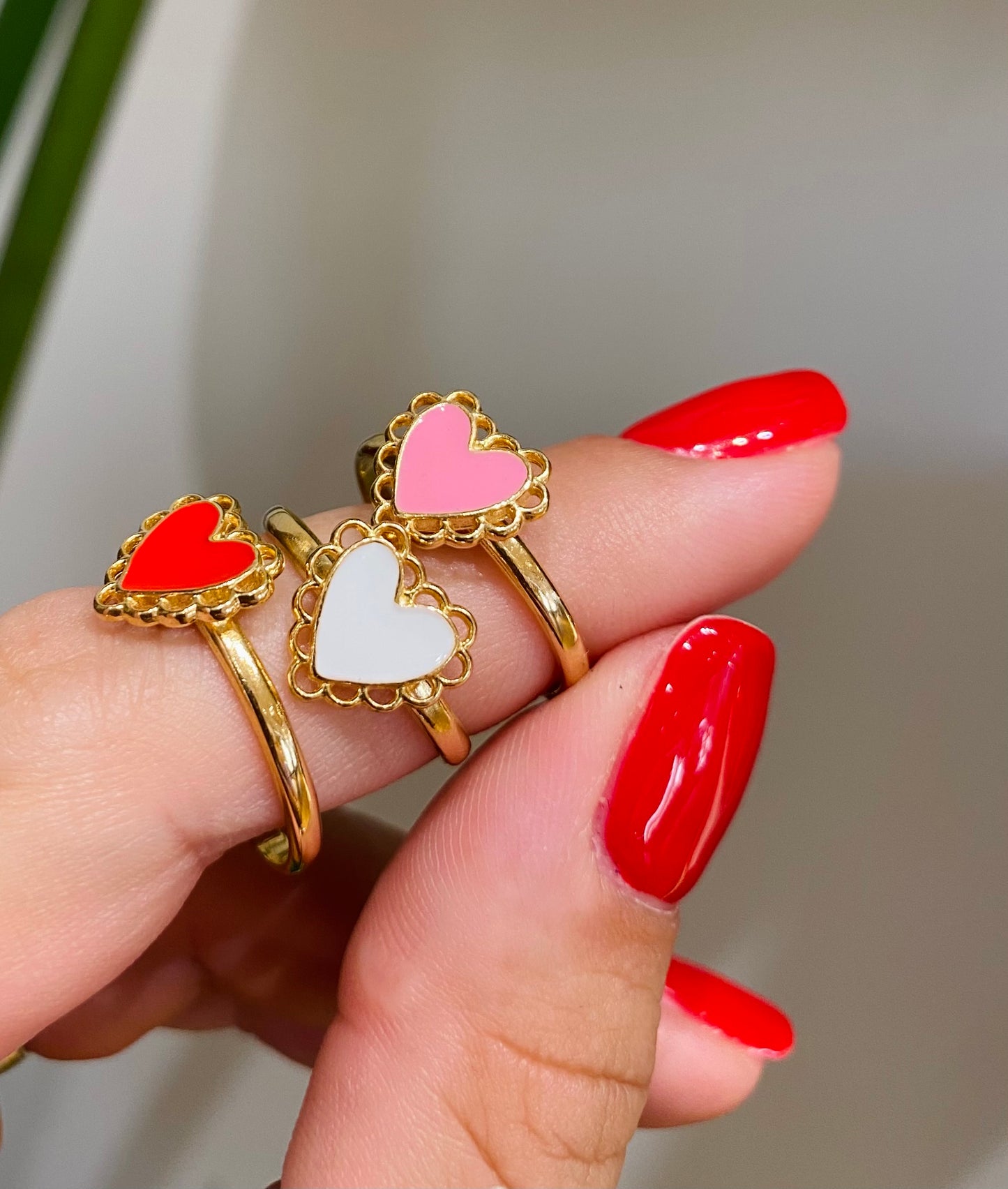 Heart gold ring Vivian
