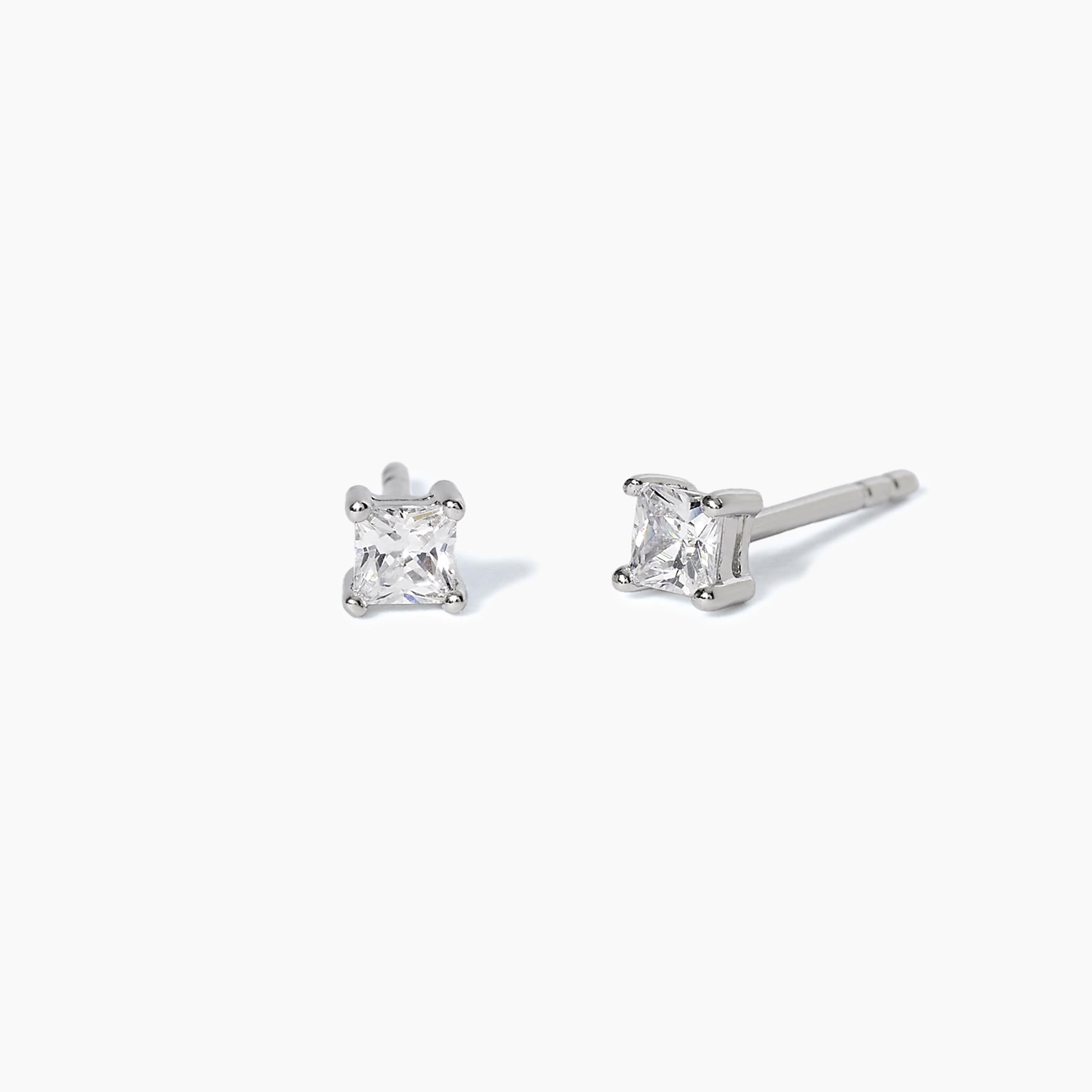 Orecchini Mabina donna Punto luce quadrato  3mm