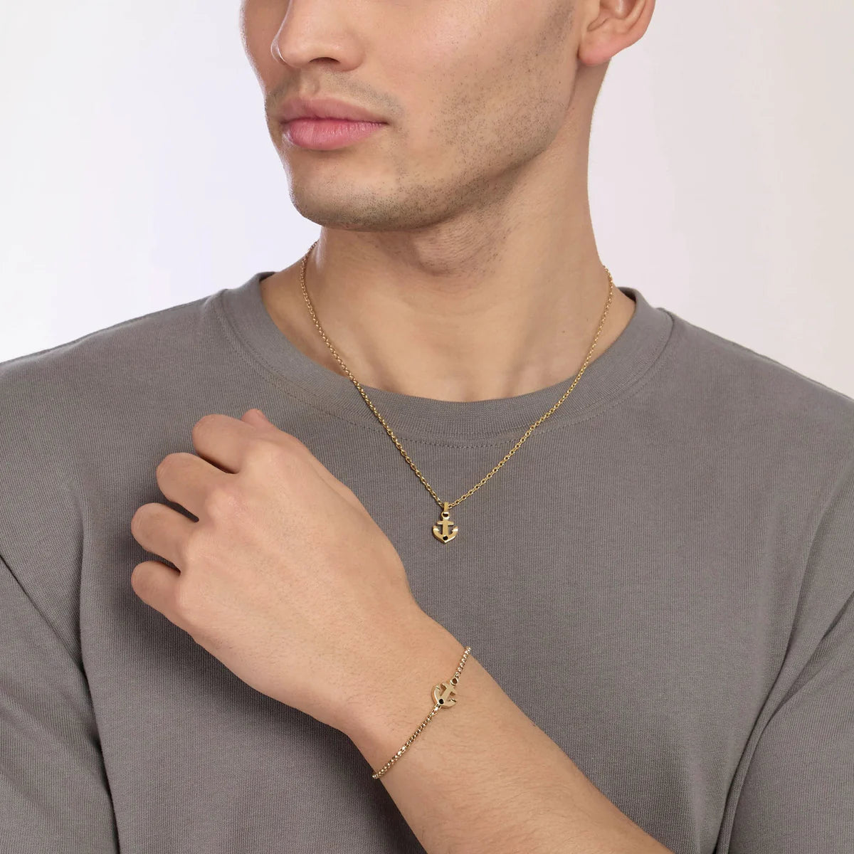 Bracciale Kidult uomo in acciaio dorato con ancora