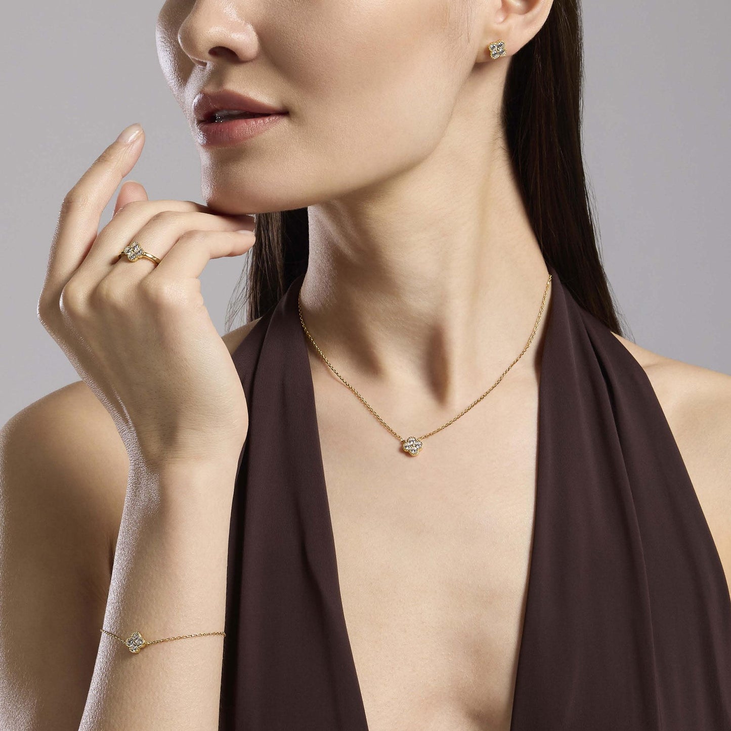 Collana Mabina donna Fiore gold con zirconi bianchi