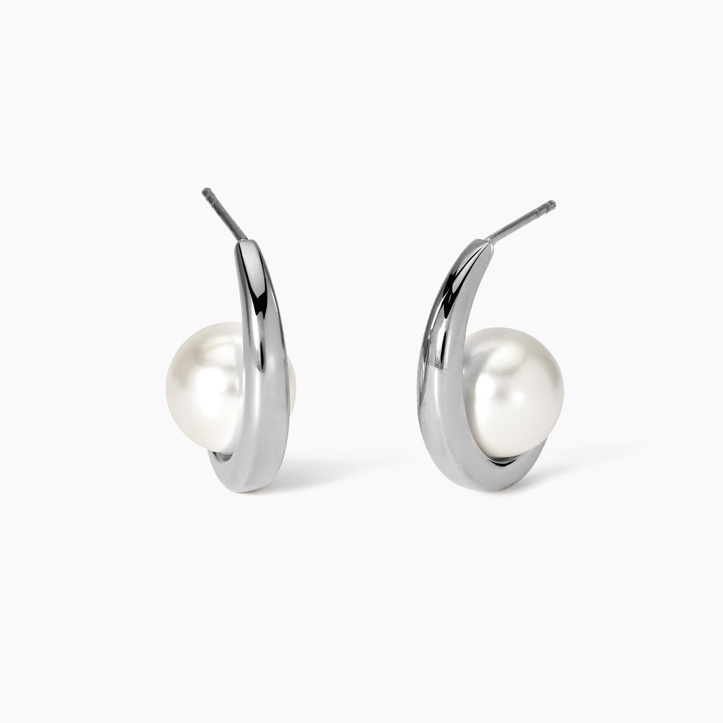 Orecchini Kidult Style 09 Semicerchio con perla conchiglia