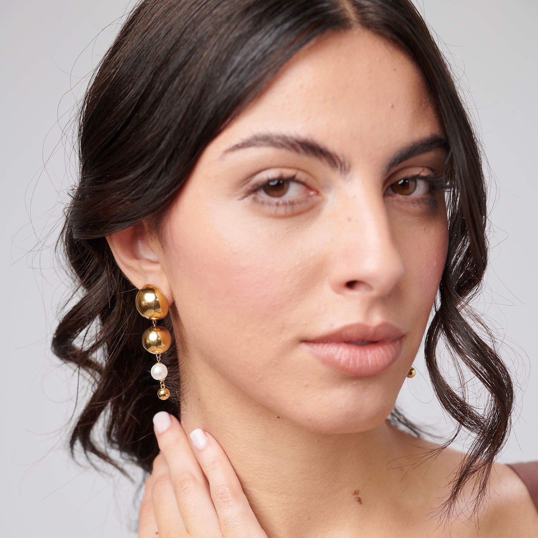 Orecchini Brosway donna Pendenti Perla e sfere gold