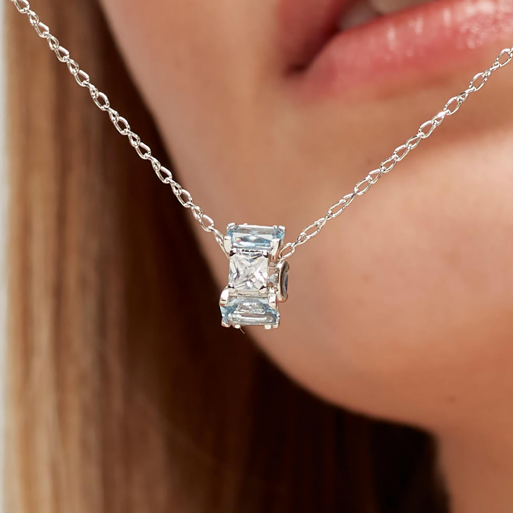 Charm argento Fancy light sapphire