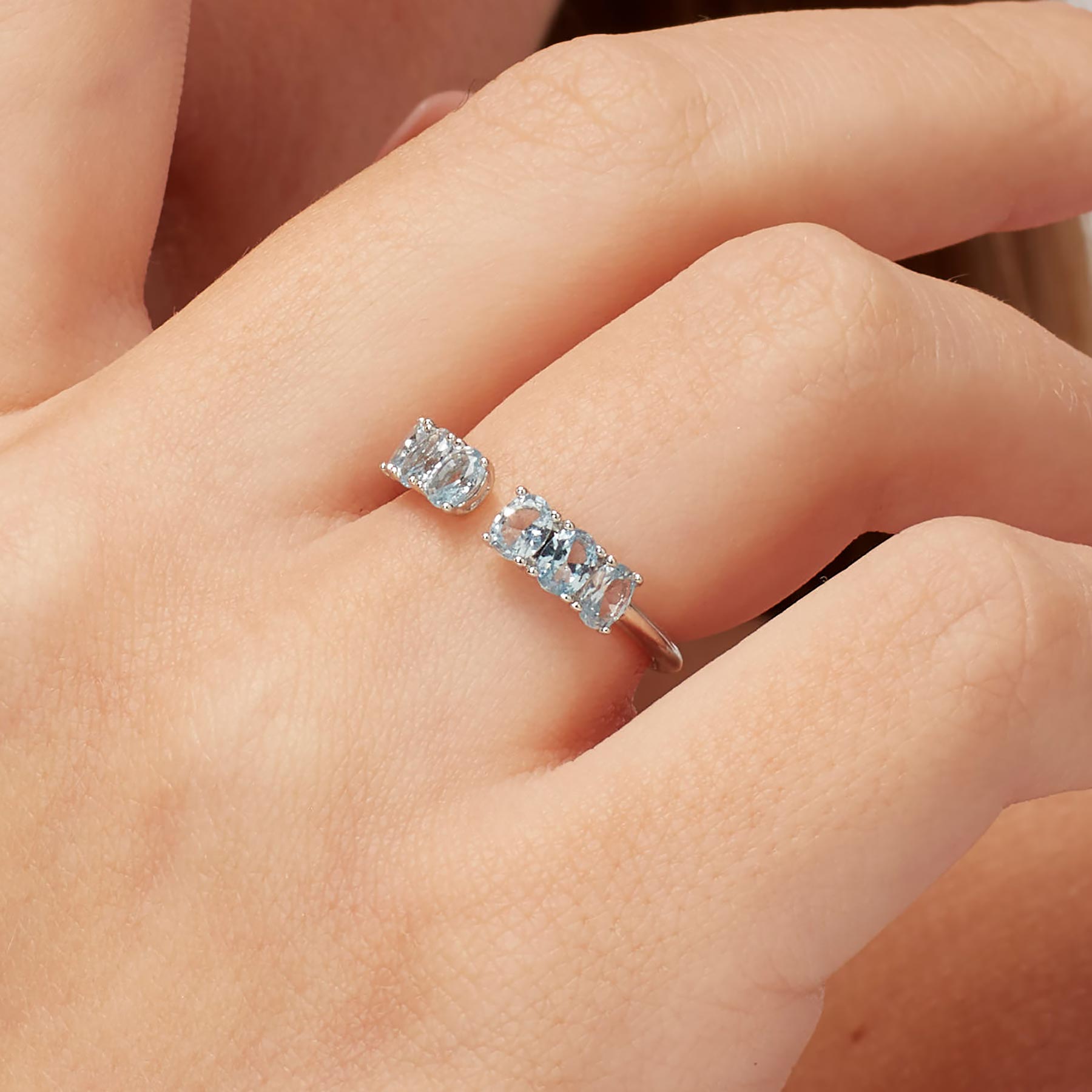 Anello argento Fancy light sapphire