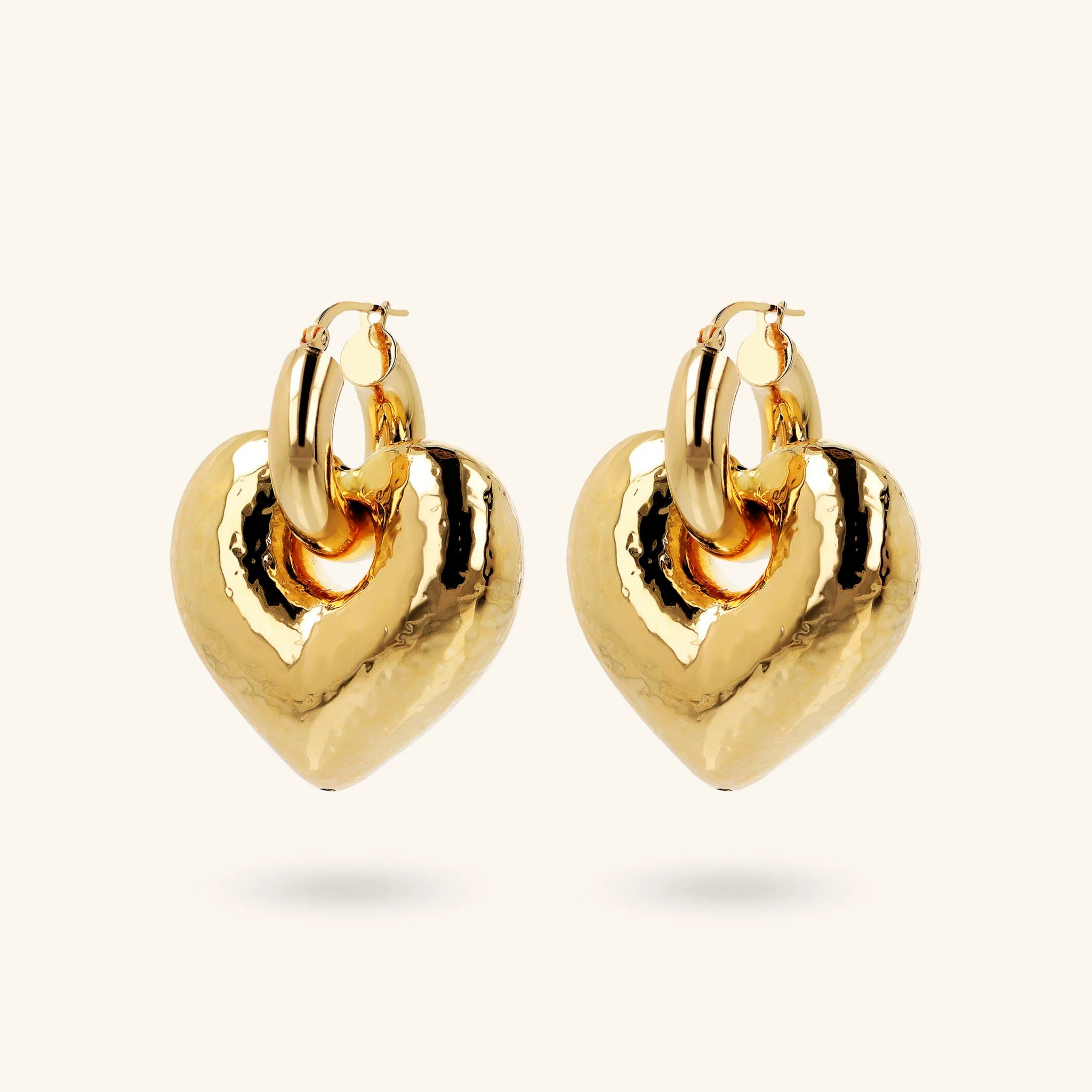 Orecchini donna Etrusca a Cerchio con Pendente Cuore Martellato