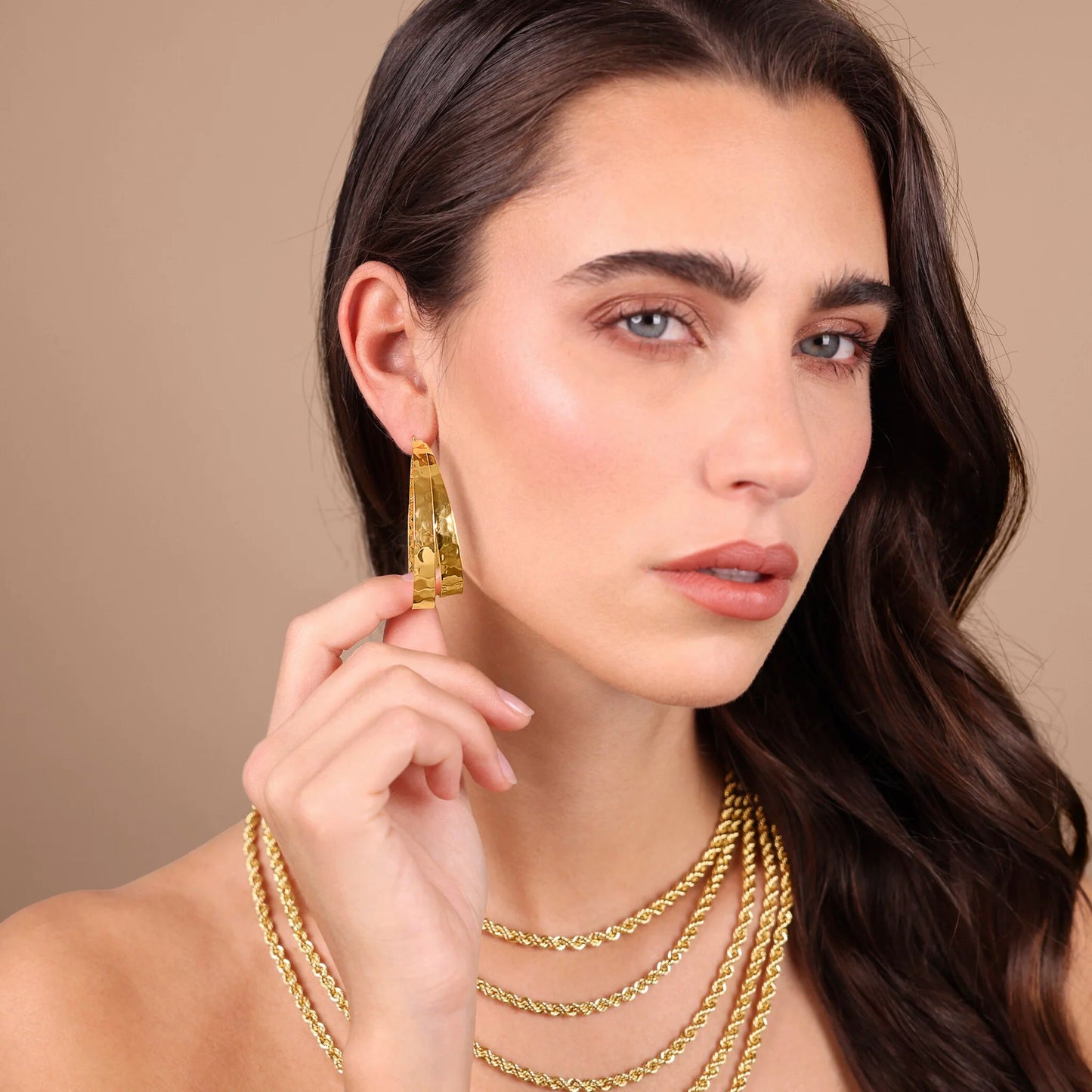 Orecchini donna Etrusca a Cerchio Ovali Martellati Doppi