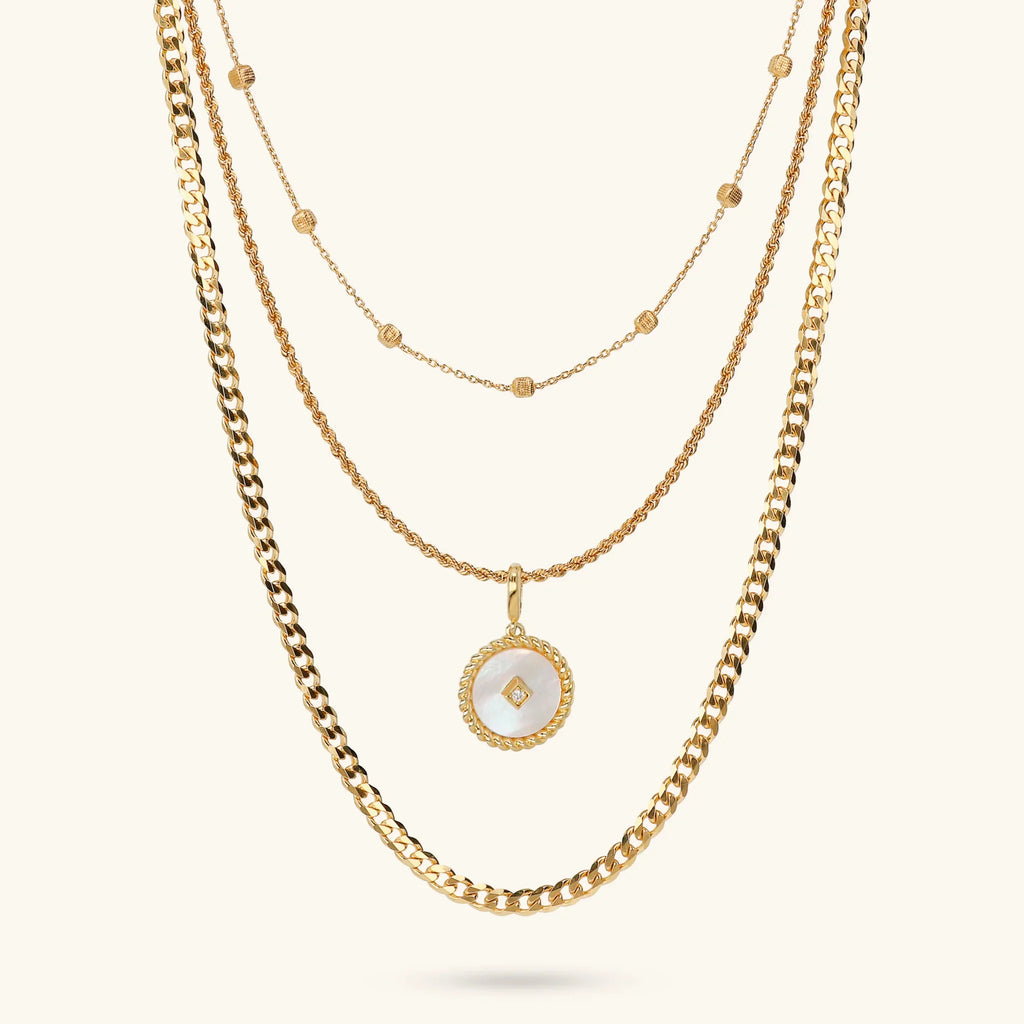 Collana donna Etrusca Multifilo con Pendente Tondo in Madreperla Bianca