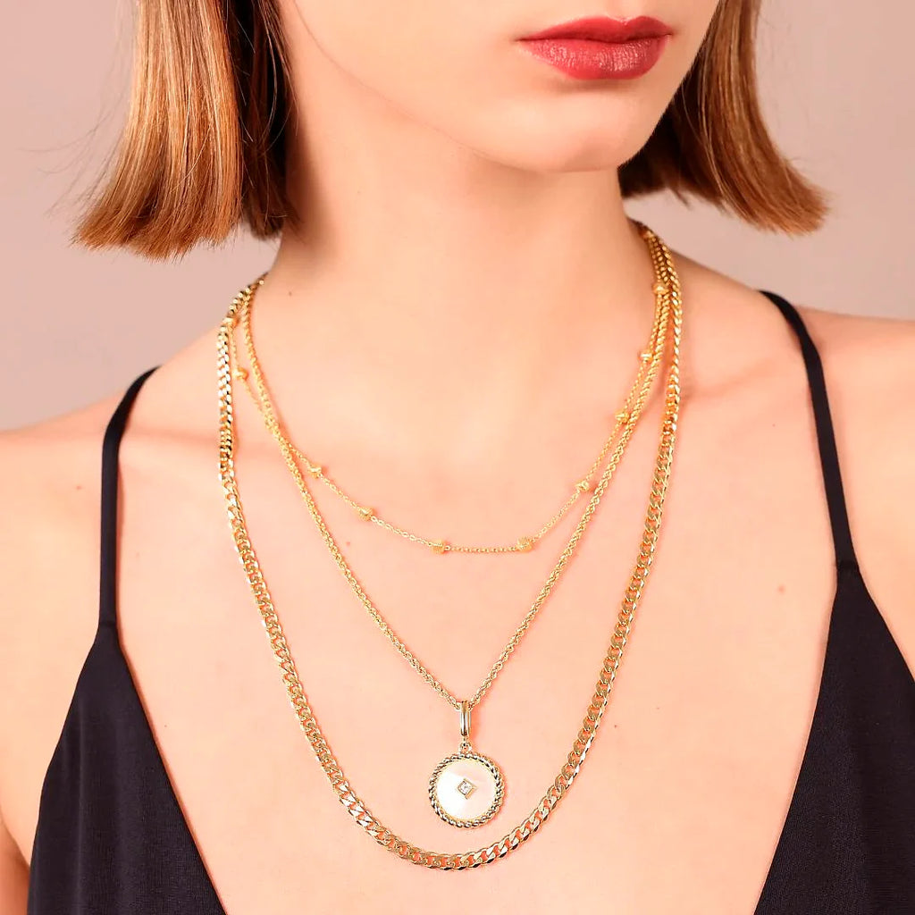 Collana donna Etrusca Multifilo con Pendente Tondo in Madreperla Bianca