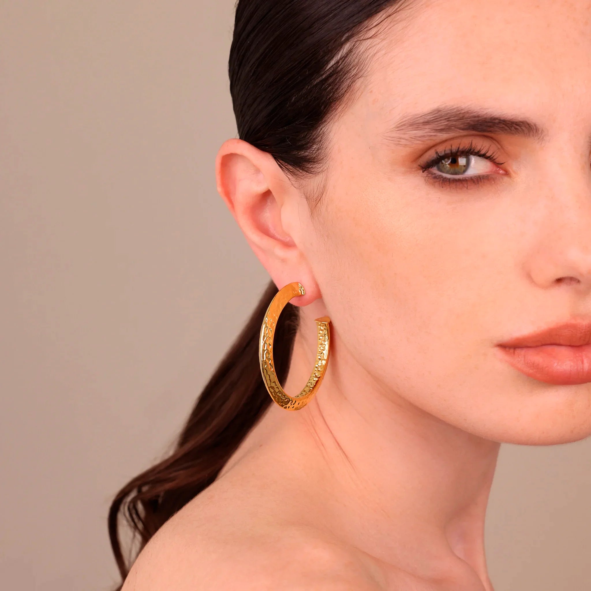 Orecchini donna Etrusca Cerchio Martellati Grandi Sezione Triangolare