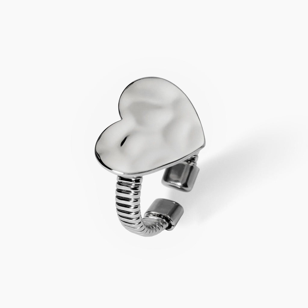Anello donna kidult con cuore effetto martellato