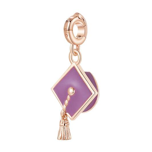 Charm Rosato Storie Cappello laurea rosè e smalto viola